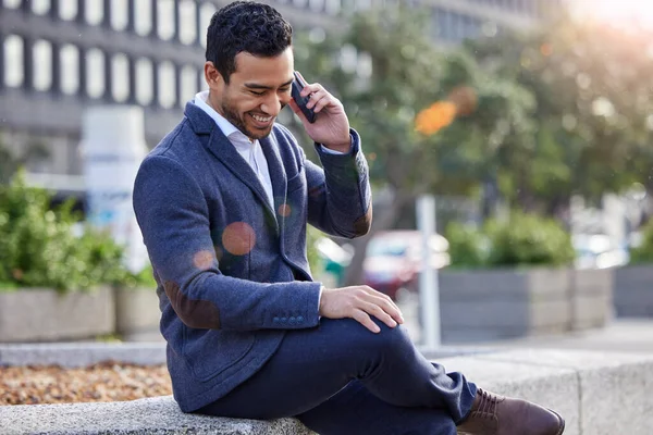 Well Get Tomorrow Businessman Using His Smartphone Make Phone Call — Fotografia de Stock