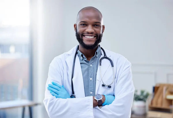 Just Smile Already Makes Patient Feel Better Confident Male Doctor — Foto Stock
