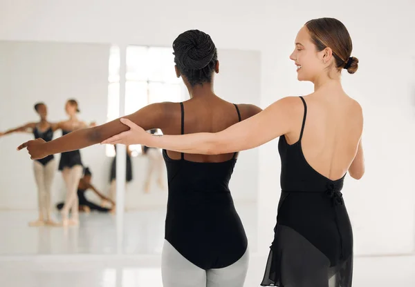 Dancing Surely Most Beautiful Art Form Group Ballet Dancers Practicing — Foto Stock