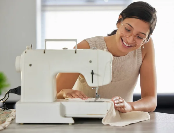 Adventure Begins Enter Sewing Room Young Woman Using Sewing Machine — 스톡 사진