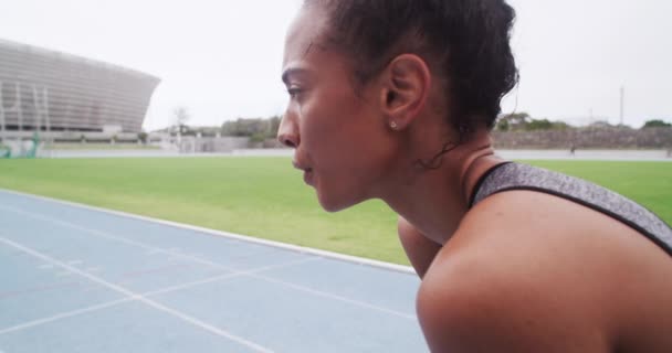 Video Footage Female Athlete Catching Her Breath Run Track — Stock Video
