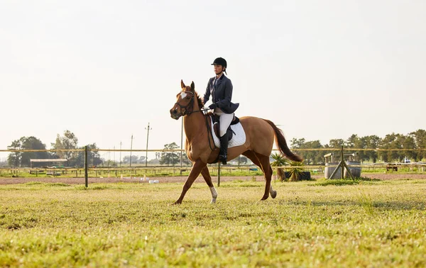 Lifes Journey Enjoy Ride Young Rider Jumping Hurdle Her Horse — Stock Photo, Image