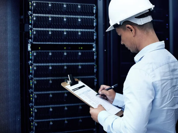 Wifi Running Well Check Young Man Making Notes While Working — Foto de Stock