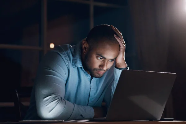 What Going Young Businessman Looking Stressed While Working His Laptop — Fotografia de Stock