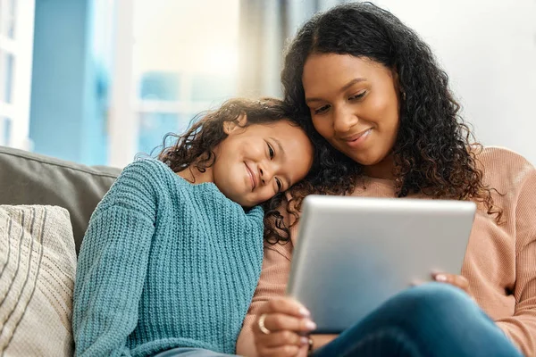 You Choose Attractive Young Woman Sitting Bonding Her Daughter While — Stockfoto