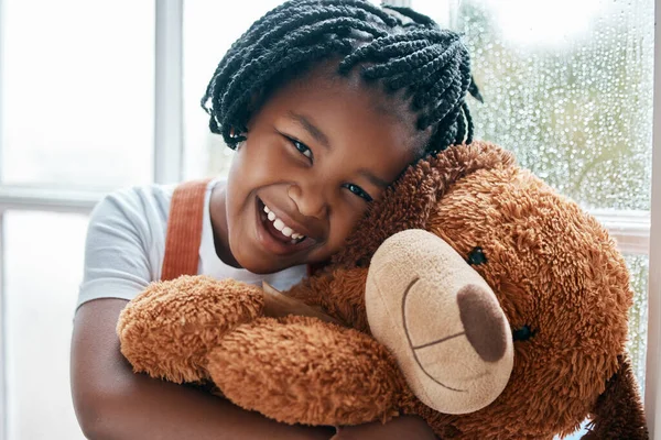 She Finds Her Teddy Soft Comforting Portrait Adorable Little Girl — Stockfoto