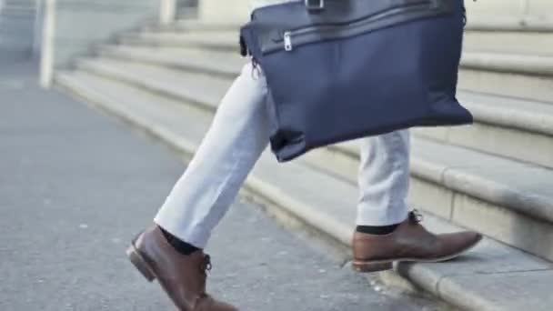Business Man Arriving Commuting Traveling Work Morning City Feet Legs — Αρχείο Βίντεο