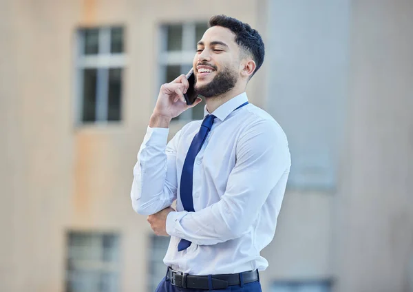 Getting Some Welcomed News Handsome Young Businessman Making Phonecall While — Fotografia de Stock