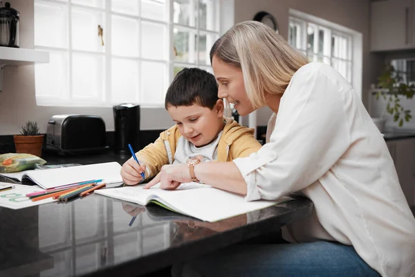 You Explain Beautiful Mother Helping Her Son His Homework — Stok fotoğraf
