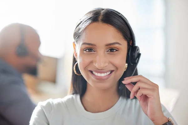 Thrilled Assist You Portrait Young Businesswoman Working Call Centre — Stok fotoğraf