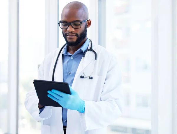 Getting Ready Busy Day Clinic Handsome Young Doctor Standing Alone — Foto Stock