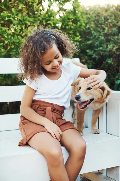 Come Sit Little Girl Spending Time Her Pet Dog — Φωτογραφία Αρχείου