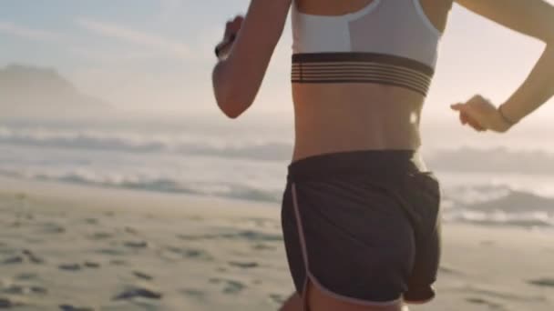 Fit Active Athlete Running Beach Training Healthy Lifestyle Jogger Doing — Wideo stockowe