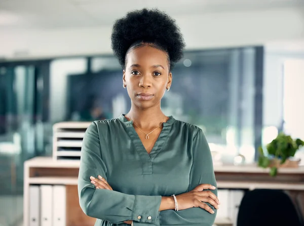 Never Doubt Yourself Portrait Confident Young Businesswoman Standing Office — Φωτογραφία Αρχείου