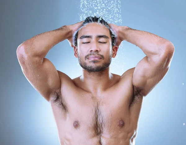 Self Love Takes Priority Studio Shot Handsome Young Man Washing — Stockfoto