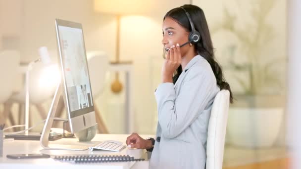 Call Center Agent Female Consulting Virtual Meeting Her Modern Office — Stockvideo