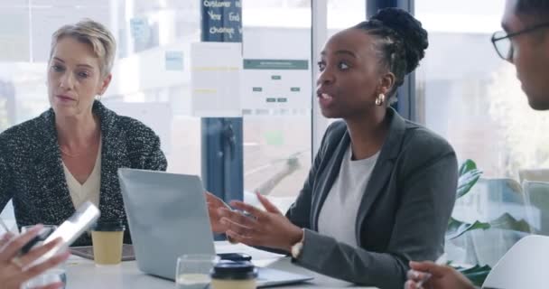 Filmagem Vídeo Grupo Empresários Que Têm Uma Reunião Escritório — Vídeo de Stock