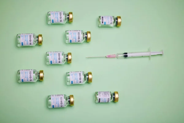 Vaccine Anyone Who Wants Vaccines Syringe Green Background — Stockfoto