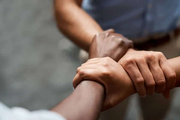 Work People Who Pull Together Group Businesspeople Linking Arms Solidarity — Photo