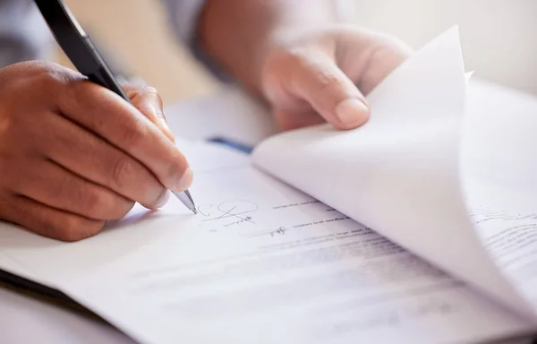 Making Sure His Documents All Order Unrecognizable Businessman Filling Out — Stockfoto