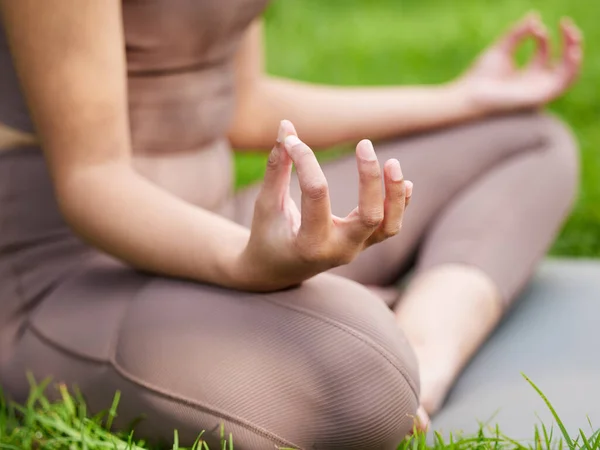 Start Your Day Calm Way Closeup Shot Unrecognisable Woman Meditating — стоковое фото