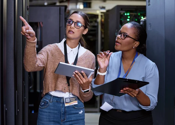Should Check Those Servers Next Two Attractive Young Female Computer — Stockfoto
