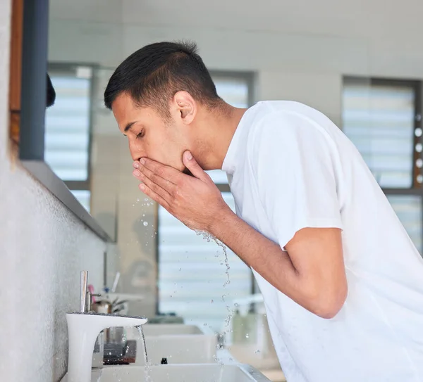 Nothing Feels Better Having Clean Face Young Man Washing His — Photo