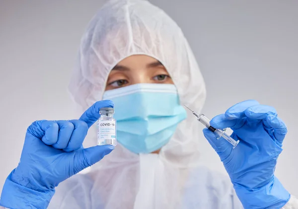 Together Can Humanity Young Female Nurse Holding Needle Vial Vaccination — Zdjęcie stockowe