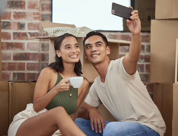 Heres Our New Chapter Young Couple Taking Selfie While Sitting — Stock fotografie