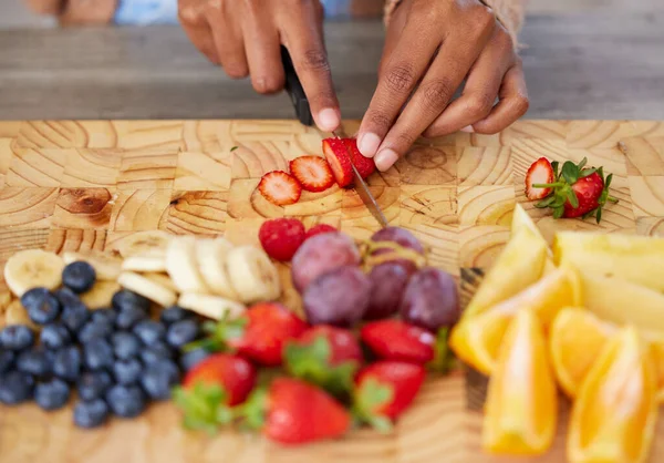 Juicy Fruits Gift Summer Closeup Shot Unrecognisable Woman Cutting Fresh — Stok fotoğraf