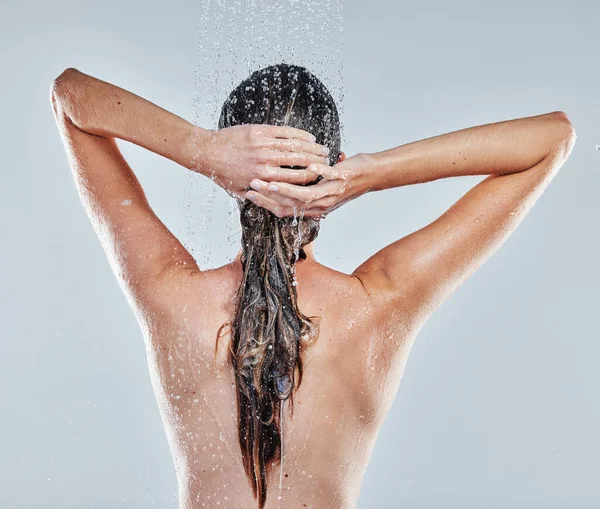 Now Thorough Rinse Young Woman Taking Shower — Stock Photo, Image