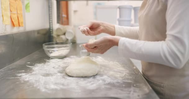 Video Footage Unrecognizable Baker Shaping Dough Bakery — Stockvideo