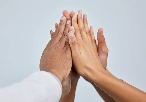 Stronger Stand Together Closeup Shot Group People Giving Each Other — Foto de Stock