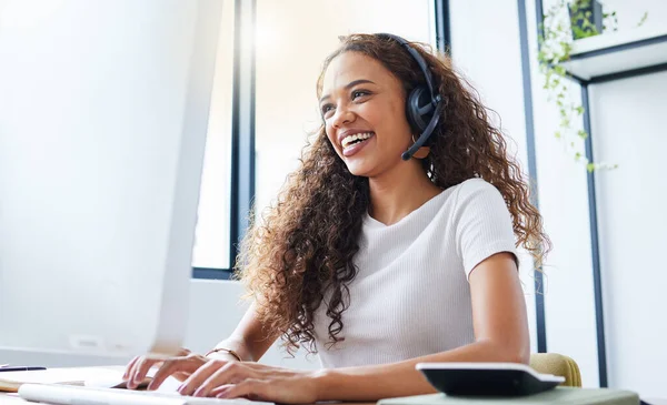 Thank You Being Kind Young Businesswoman Working Call Center — Fotografia de Stock