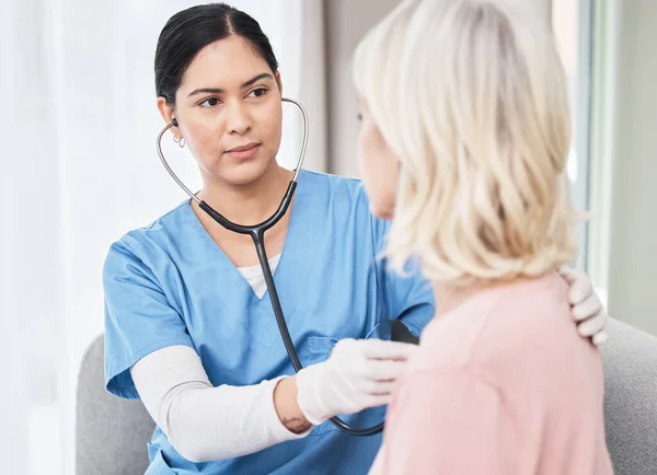 Take Deep Breath Female Doctor Examining Patient Stethoscope — Foto Stock