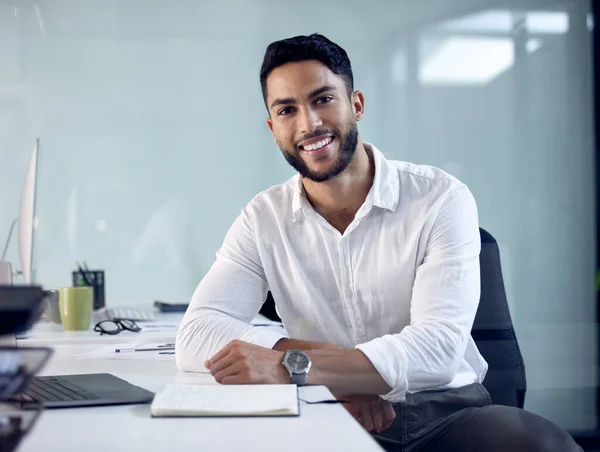 Magic Happens Young Businessman Sitting His Work Desk — Fotografia de Stock