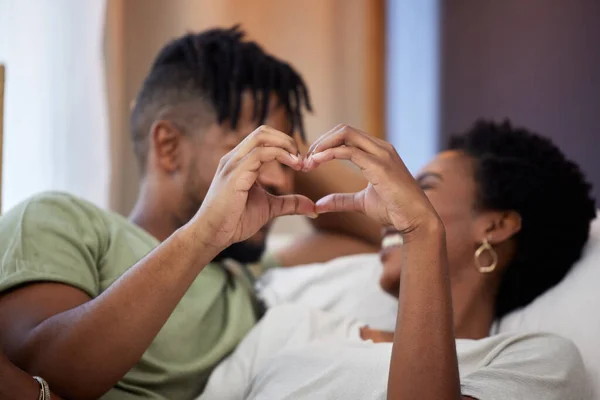 Love More Feeling You Two Young People Making Heart Gesture — Stock Photo, Image