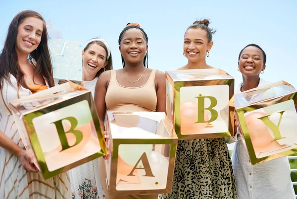 Beautiful Day Group Women Holding Sign Friends Baby Shower — Zdjęcie stockowe
