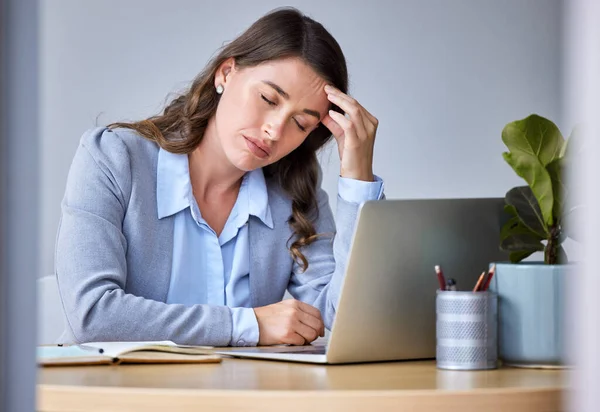 Presentation Giving Headache Businesswoman Experiencing Headache Work — Zdjęcie stockowe