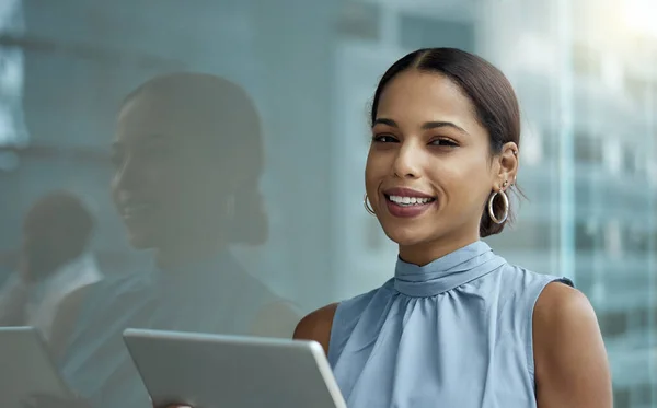 Determined Make Her Way Ladder Portrait Young Businesswoman Using Digital —  Fotos de Stock