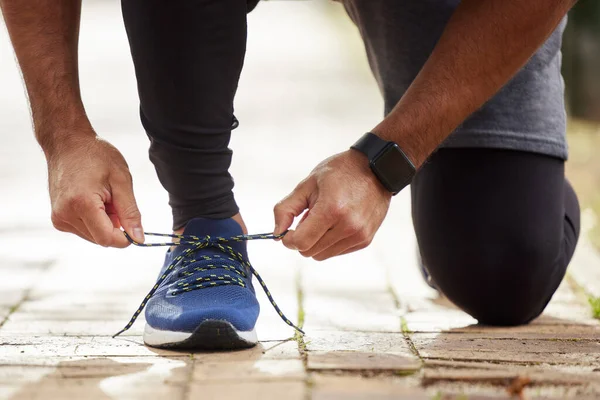 Come Lets Run Closeup Shot Unrecognisable Man Tying His Shoelaces — Stockfoto