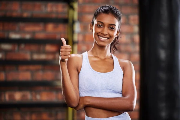 Working Out Makes Feel Good Too Sporty Young Woman Showing —  Fotos de Stock