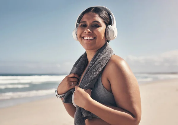 Exercise Brings Out Best Sporty Young Woman Wearing Headphones Towel — Zdjęcie stockowe