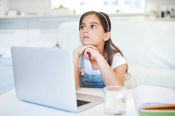 Thinking All Toys Could Playing Little Girl Using Laptop Home — Stock Photo, Image