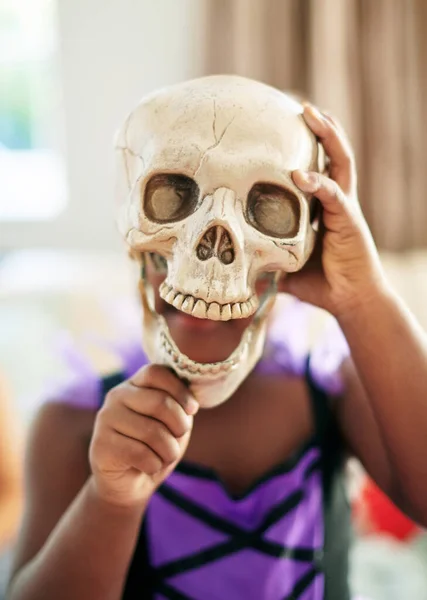 You Think Scary Unrecognizable Little Child Covering Face Skull — Stockfoto