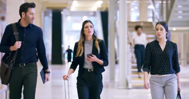 Professional People Walking Talking Airport Business Travel While Working Team — Wideo stockowe