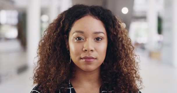 Closeup Confident Serious Professional Young African American Businesswoman Attractive Senior — Stock videók