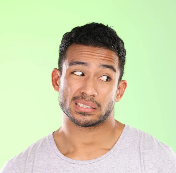 Dunno Handsome Young Man Making Face Green Background Studio — Stock fotografie