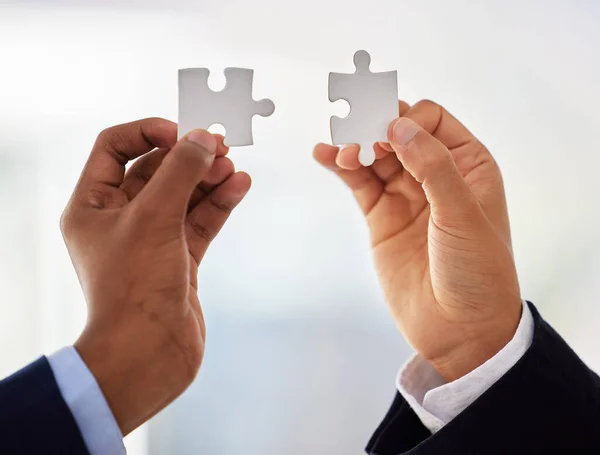 Its All Coming Together Now Two Unrecognisable Businessmen Completing Puzzle — Foto Stock