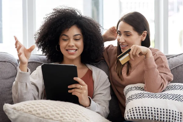 Much Buy Yet Little Finance Two Young Women Shopping Online — Foto Stock